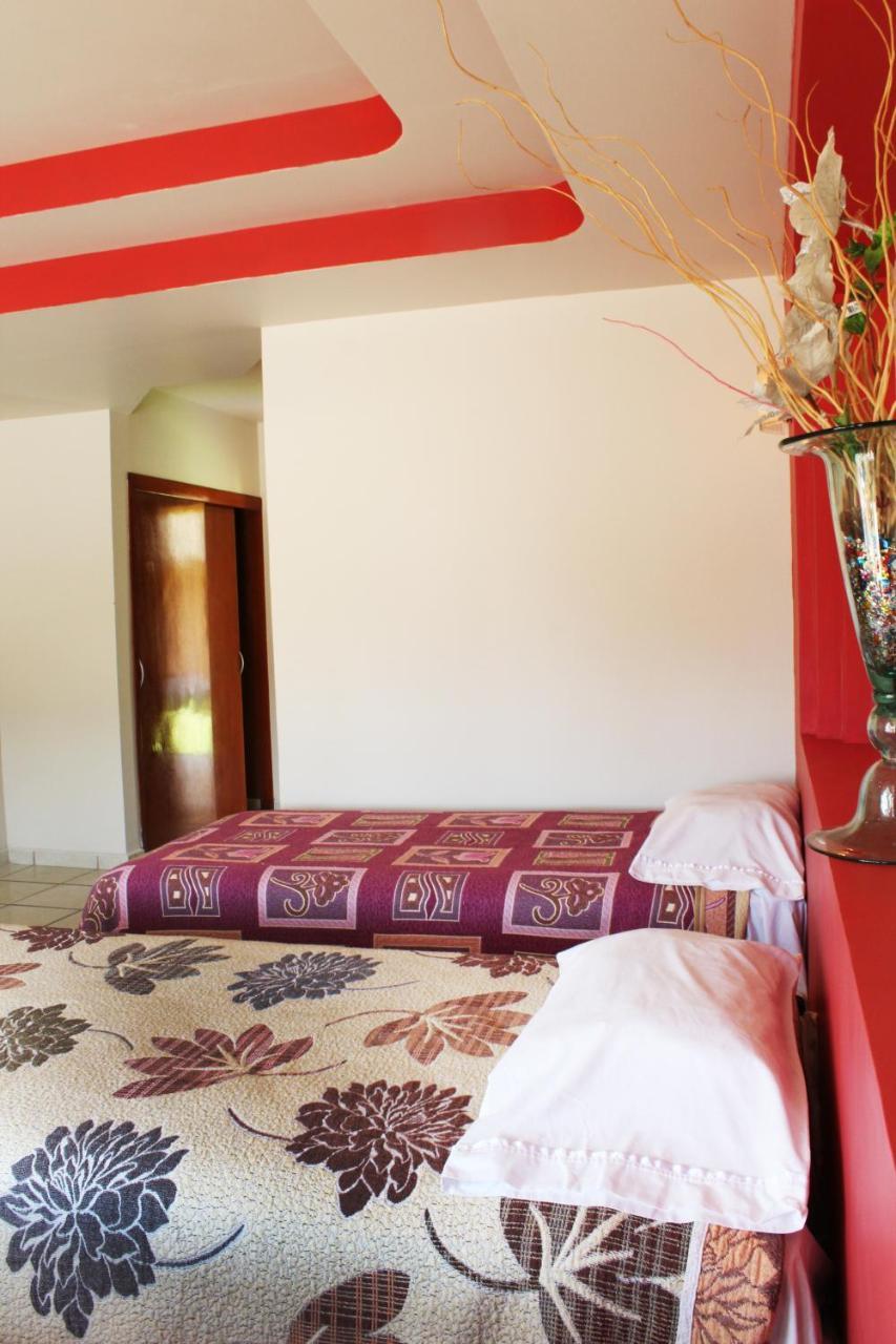 Hotel Real De Cortes Los Reyes  Exterior photo